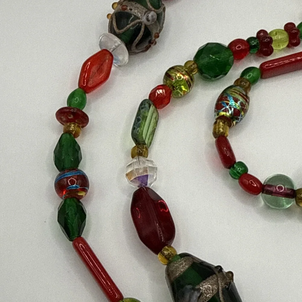 Vintage Necklace‎ Art Glass Red Green Beads Round & Figural Abstract Beaded 14in - Picture 16 of 16